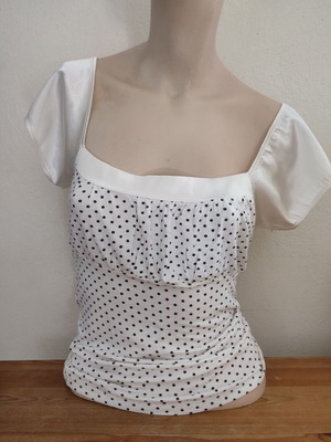 Blue & Sea Collection Romantic Top white with black polka dots, like new