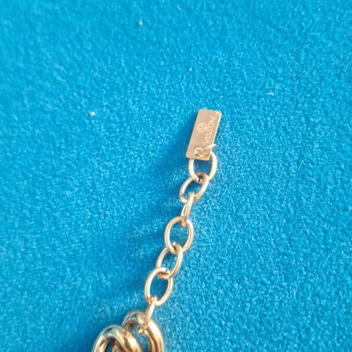 Bracelet new, gold color