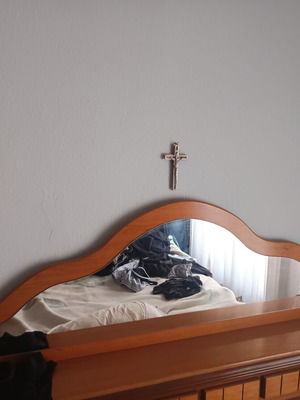 Furniture with mirror like new