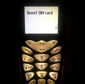 παλαιό κινητό Nokia 3510i πλήρως λειτουργικό με τον φορτιστή του