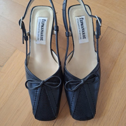 Vintage leather slingback shoes size 35, black