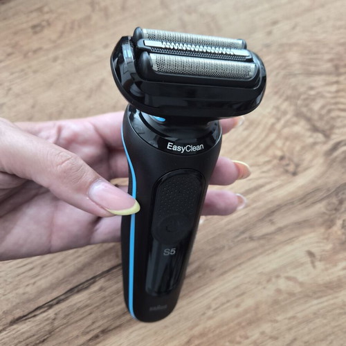 Braun Series 5 electric shaver 51-B1000s new