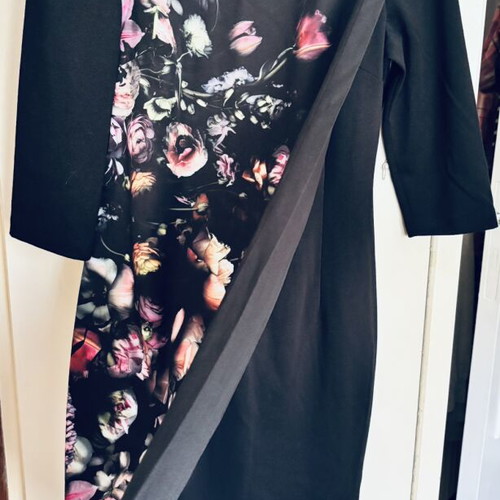 Ted Baker dress, black, straight cut, floral details, size M