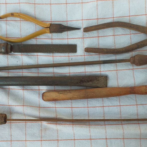 Collectible tools used, set of 6 pieces