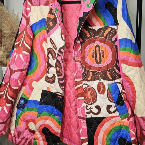 Karavan colorful quilted outerwear like new