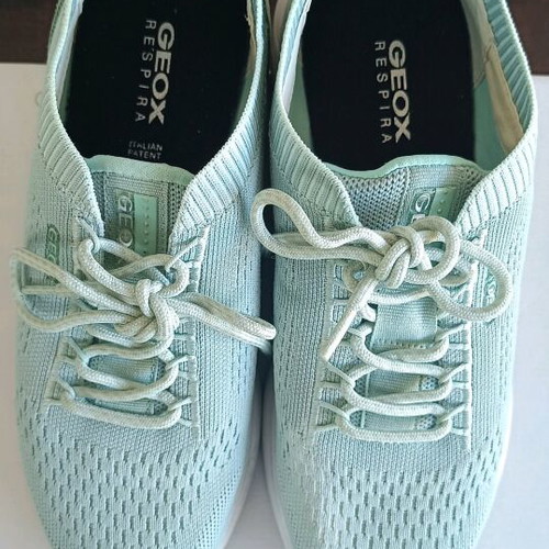 Geox Respira women's athletic shoes size 37 like new multicolor