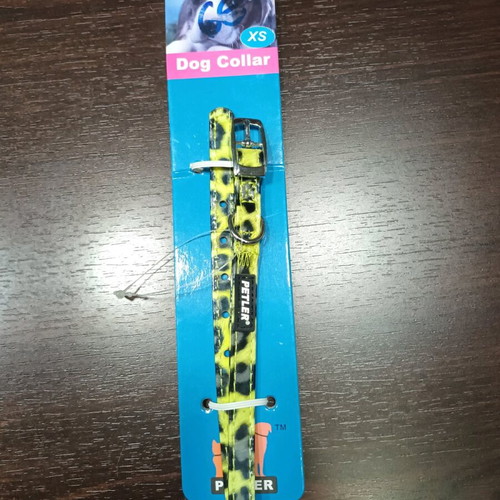 Dog collar XS like new