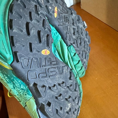 La Sportiva Akasha women's shoes new, athletic, size 38, multicolor green