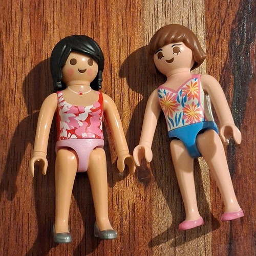 Playmobil figures 2 pack like new, swimsuits 2013