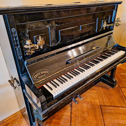 PIANO FRITZ BAUER – BERLIN