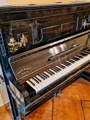 PIANO FRITZ BAUER – BERLIN