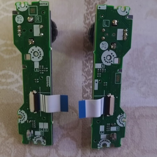 Player Yaris XP-13 parts like new, screen and circuit boards