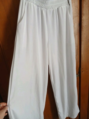 Nooboss white pants like new, sizes S and M