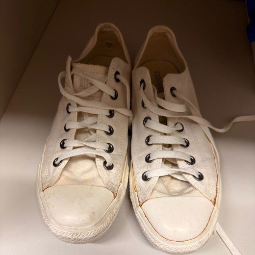 Converse shoes used, athletic, size 41, white