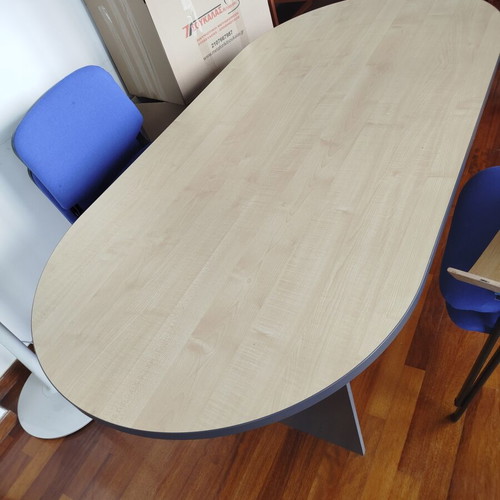 Office desks and conference table like new, set of 3