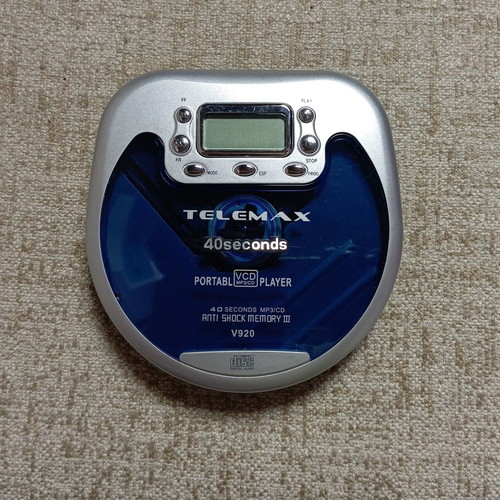 CROWN MOVIEMAN CD player and Logitech speakers set, 2 pcs