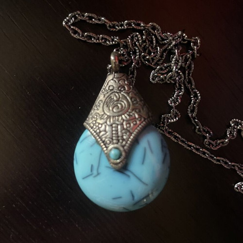 Pendant with chain like new, turquoise stone, 40cm
