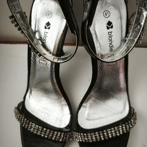 Sandals with rhinestones size 41 like new, black and silver