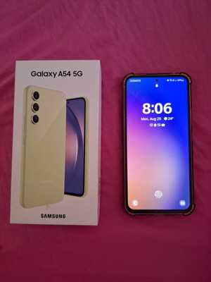 Samsung Galaxy A54 128GB 8GB like new, yellow