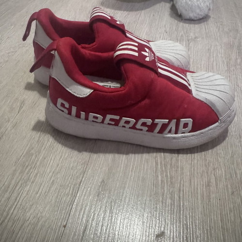 Adidas Superstar boys shoes size 24 like new, white and red