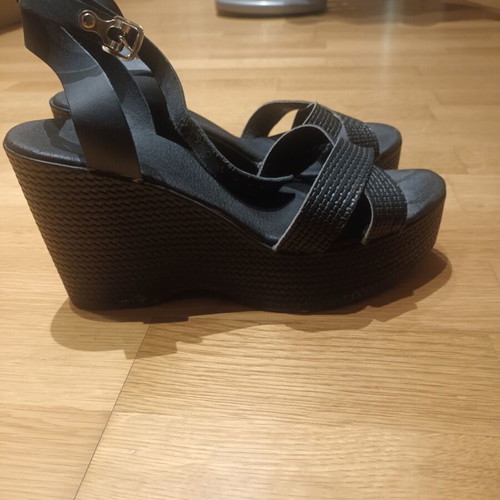 Platform sandals black used, size 39, comfortable and lightweight