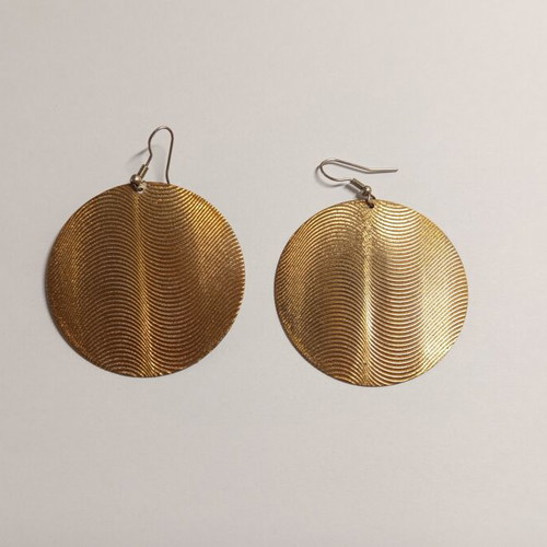 Earrings with embossed wavy lines, like new, gold color