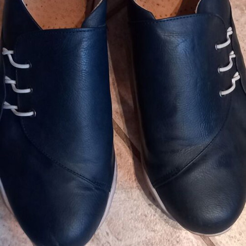 Blue flat shoes used size 43, soft and comfortable