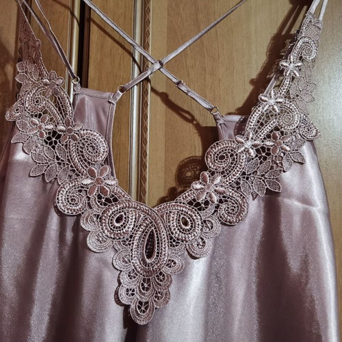 Satin jumpsuit with straps like new, light purple metallic, size XL