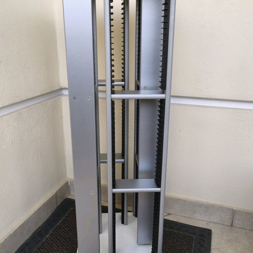 Rotating CD/DVD stand like new, 80cm height, 228 CD capacity