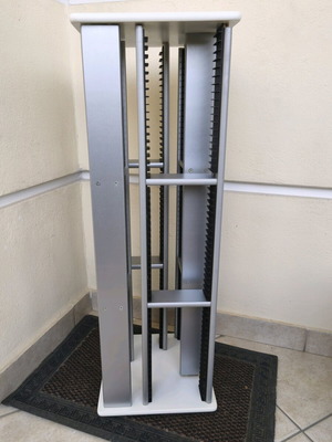 Rotating CD/DVD stand like new, 80cm height, 228 CD capacity