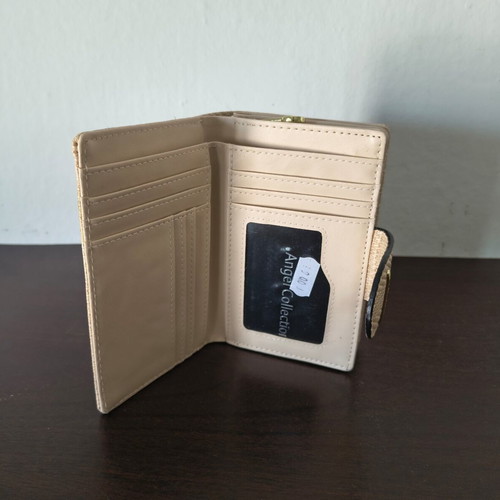Lace Lore wallet new, beige with embossed texture