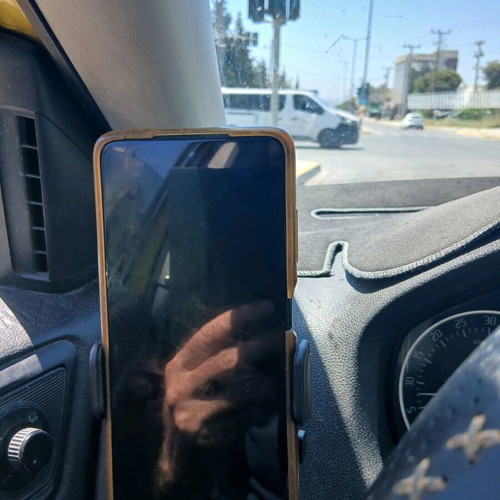 Phone holder for car vents new, stable and reliable