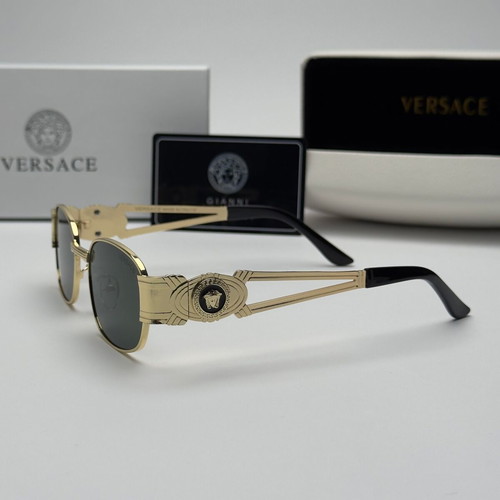 Versace Gold Medusa Vintage Edition sunglasses new, green lenses