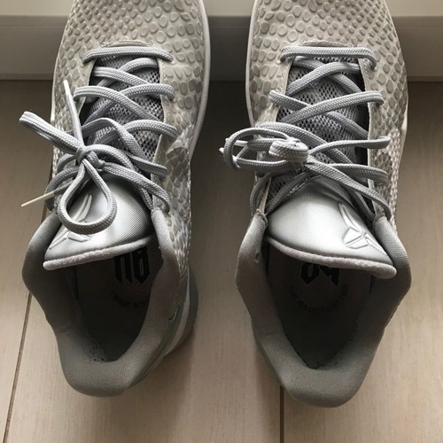 Nike Zoom Kobe 6 gray athletic shoes size 42 like new