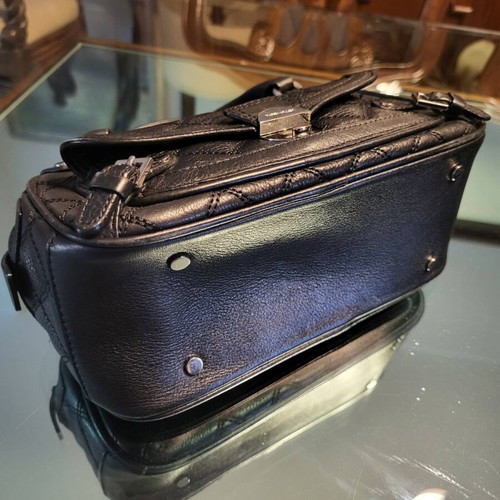 Karen Millen vintage hand bag like new, black