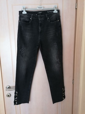 Guess jeans size L new, black with ankle detail