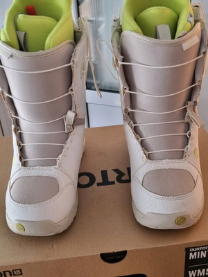 Burton snowboard boots like new, size 37