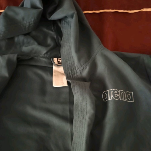 Arena kids bathrobe like new, petrol color
