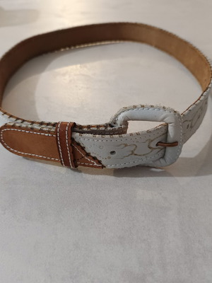 Women's animal print belt 100cm used with embossed details