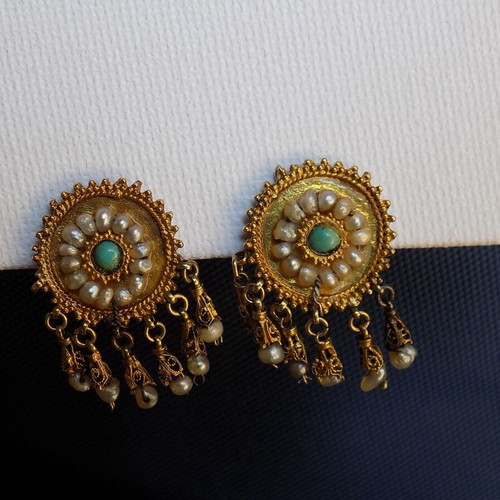 Gold earrings used, 120+ years old, family heirloom, 7gr