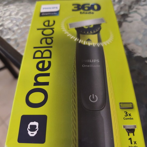 Philips OneBlade 360 shaver