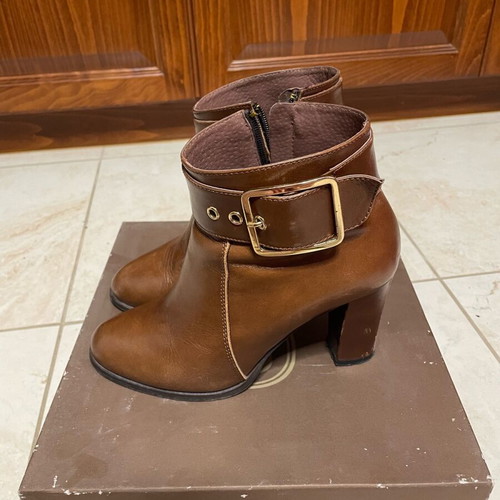 Women's leather ankle boots used, brown, size 38