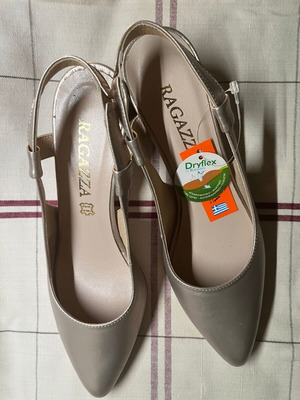 Slingback shoes gold champagne color new, size 37–37.5