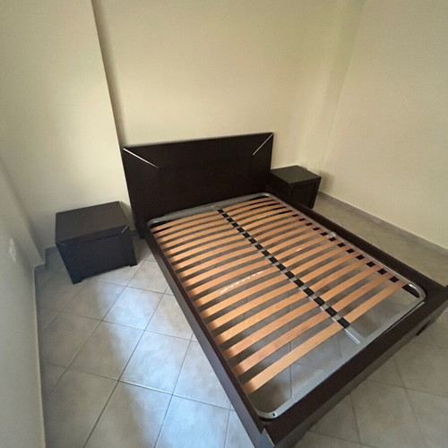 Double bed set with two nightstands like new, wenge color