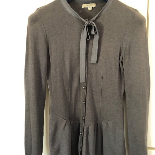 Burberry women's cardigan grey like new, cashmere