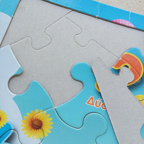 Children's number learning puzzle used, colorful