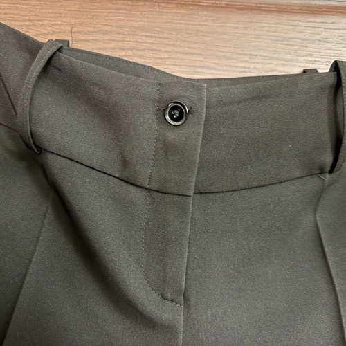 Madlen Black Suit like new with one button