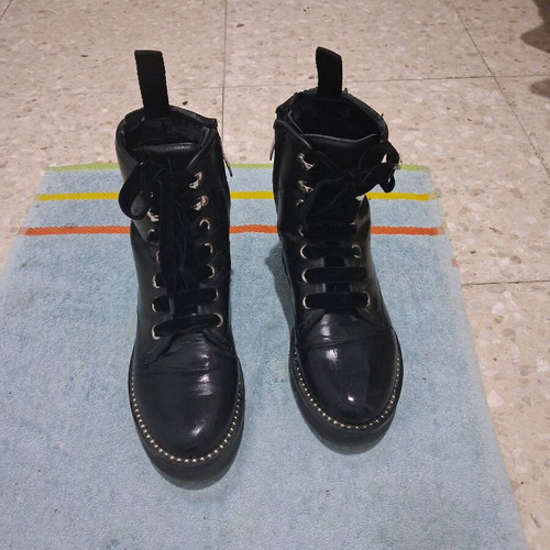 Guess women's biker boots used, black leather and velvet, size 38
