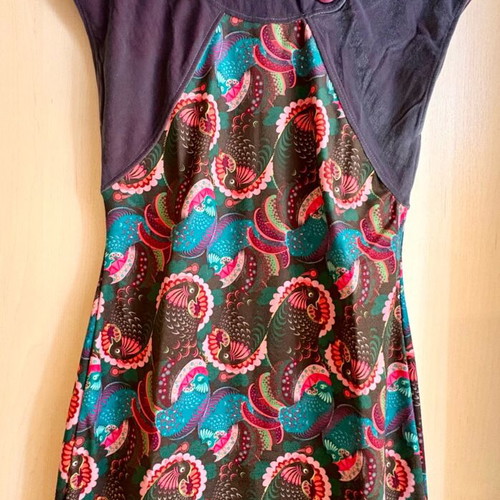 Mini dress with unique pattern size M like new