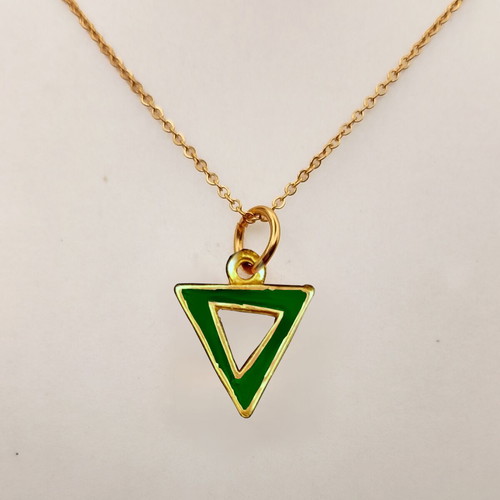 L’Assoluto Emerald Triangular Minimal Necklace by Άπεφθον new
